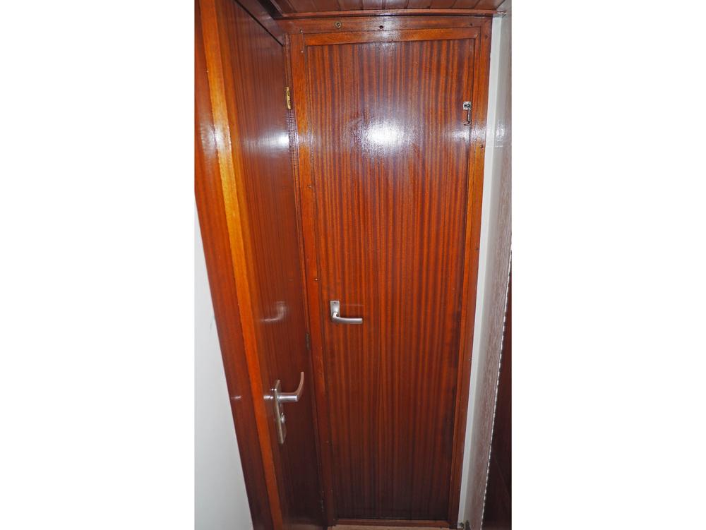 Aft cabin, Accommodation